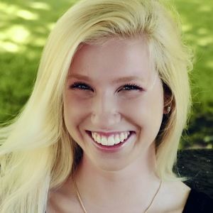 Meet your Posher, Maeve